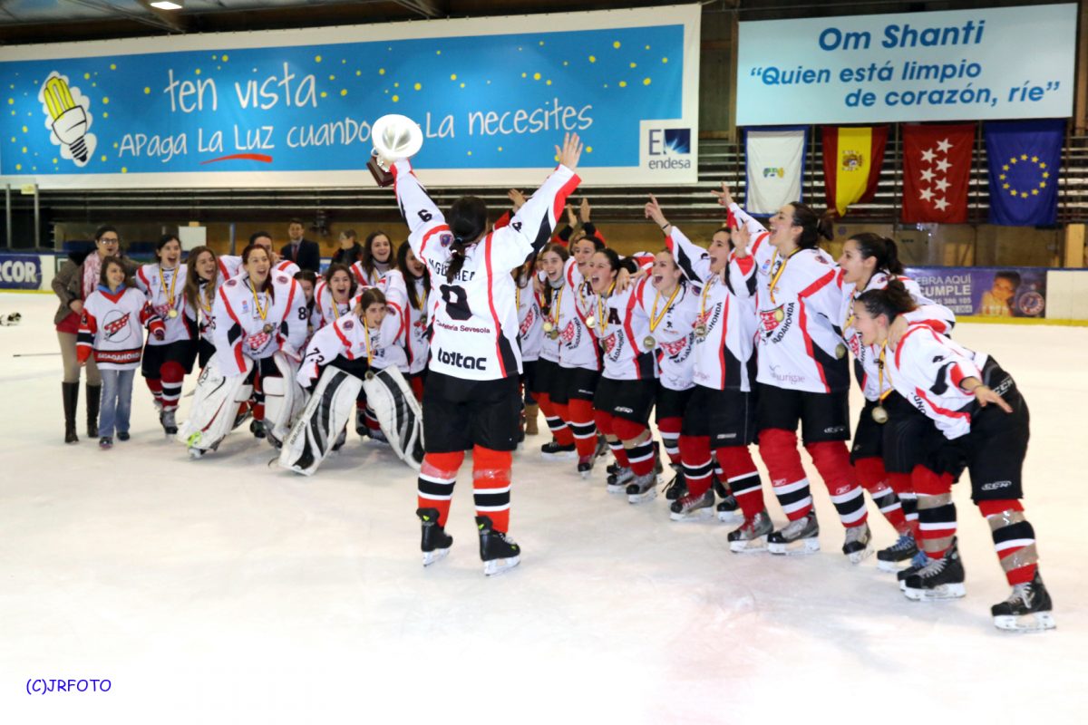 La SAD Majadahonda se lleva la Copa de España femenina de hockey hielo